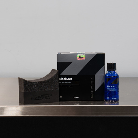 Cquartz BlackOut 50ml | CarPro Tire and Rubber Coating Kit